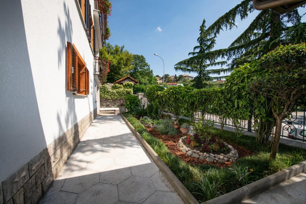 Apartment Amalia Volosko Opatija Extérieur photo